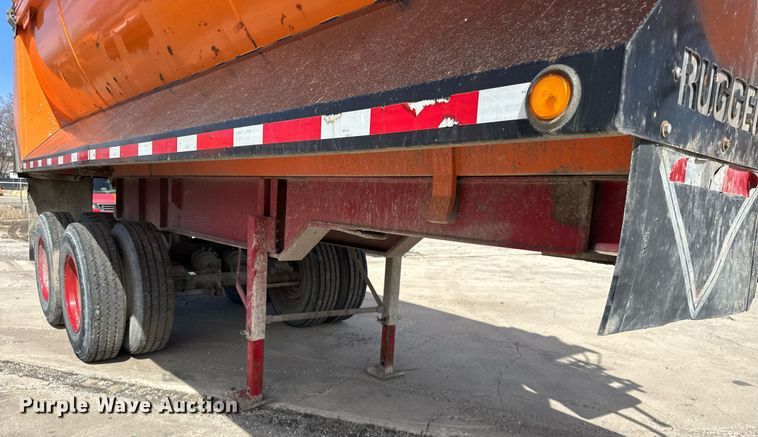 image for item DU3283 1989 Palmer  end dump trailer