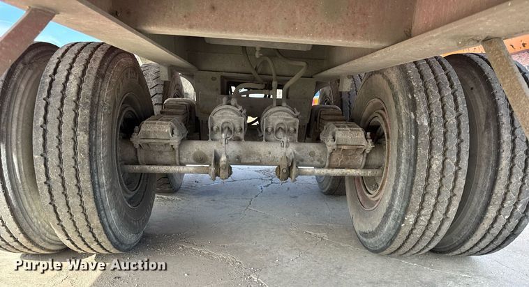 image for item DU3283 1989 Palmer  end dump trailer