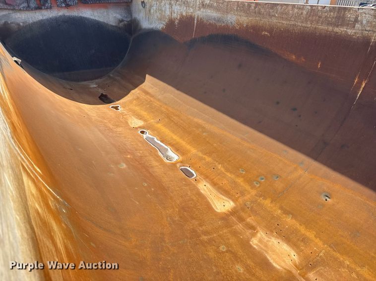 image for item DU3283 1989 Palmer  end dump trailer