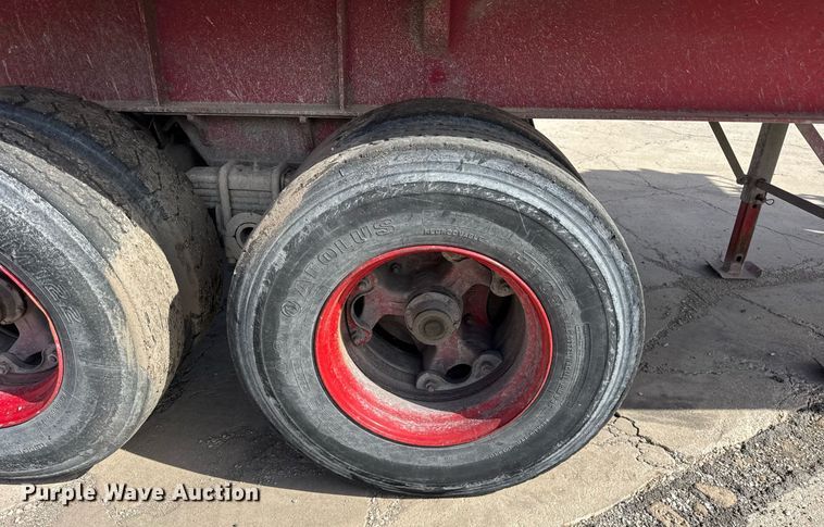 image for item DU3283 1989 Palmer  end dump trailer