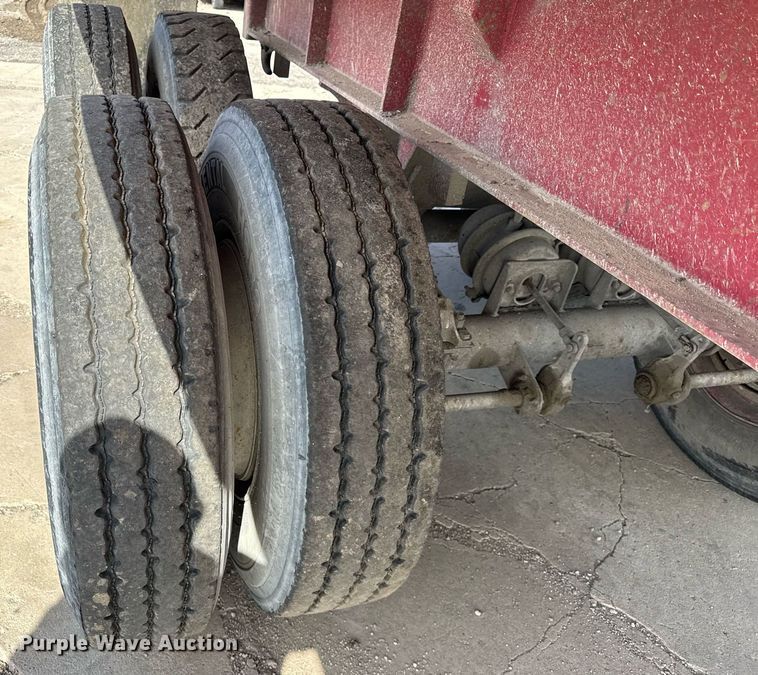 image for item DU3283 1989 Palmer  end dump trailer