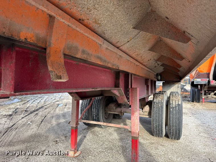 image for item DU3390 1989 Palmer  end dump trailer