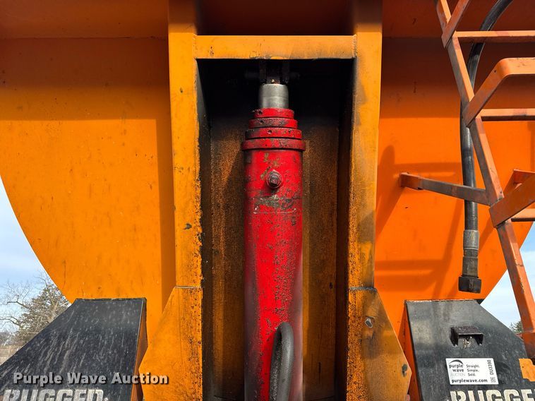 image for item DU3390 1989 Palmer  end dump trailer