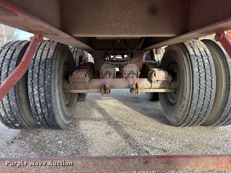 image for item DU3390 1989 Palmer  end dump trailer