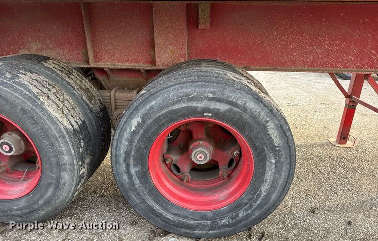 image for item DU3390 1989 Palmer  end dump trailer
