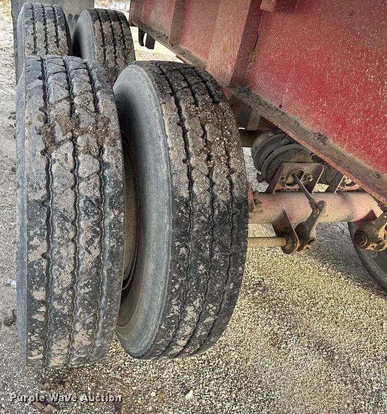 image for item DU3390 1989 Palmer  end dump trailer