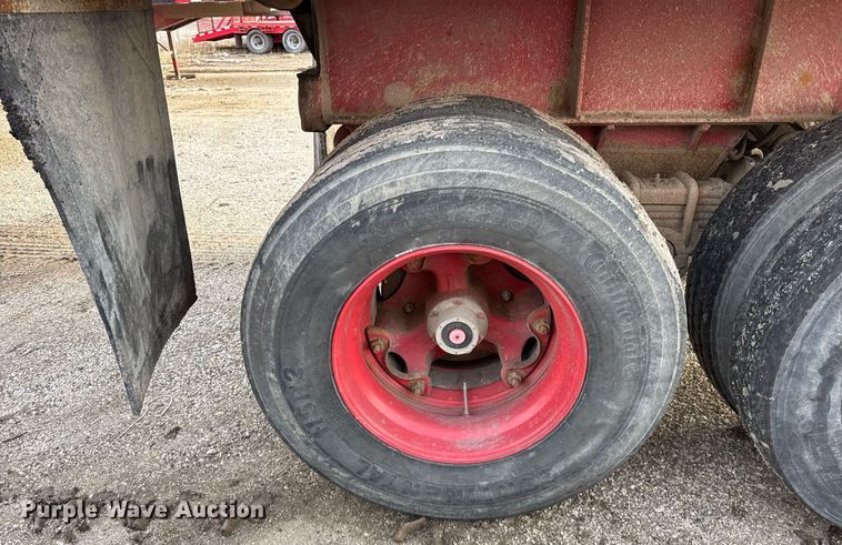 image for item DU3390 1989 Palmer  end dump trailer