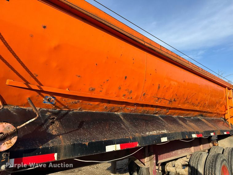 image for item DU3391 1989 Palmer  end dump trailer