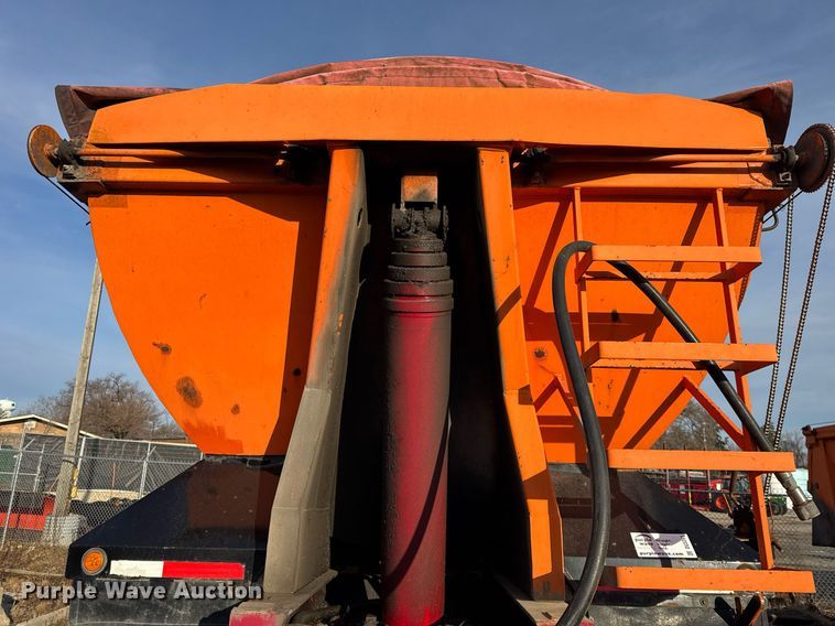 image for item DU3391 1989 Palmer  end dump trailer