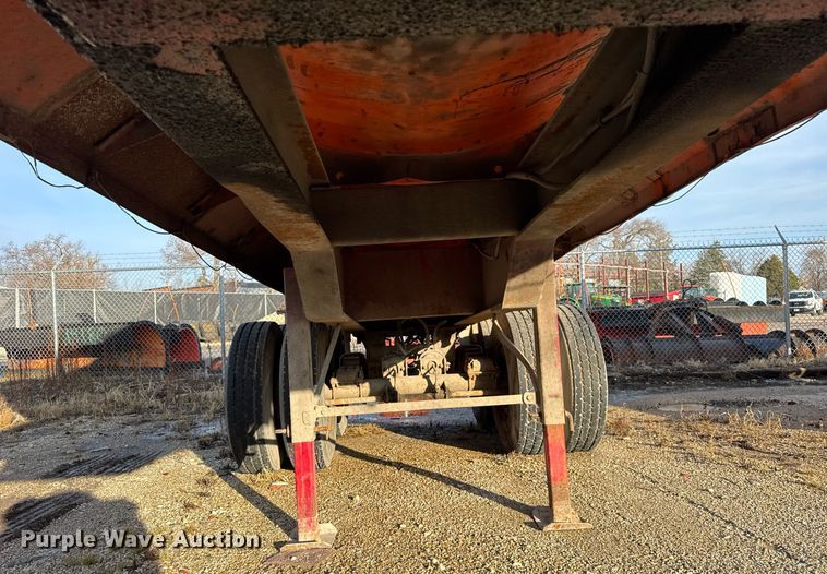 image for item DU3391 1989 Palmer  end dump trailer