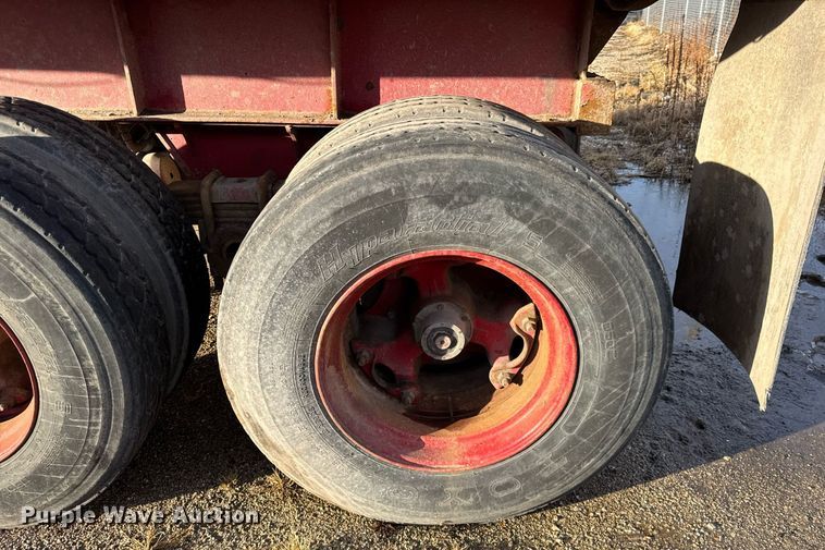 image for item DU3391 1989 Palmer  end dump trailer