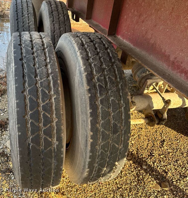 image for item DU3391 1989 Palmer  end dump trailer