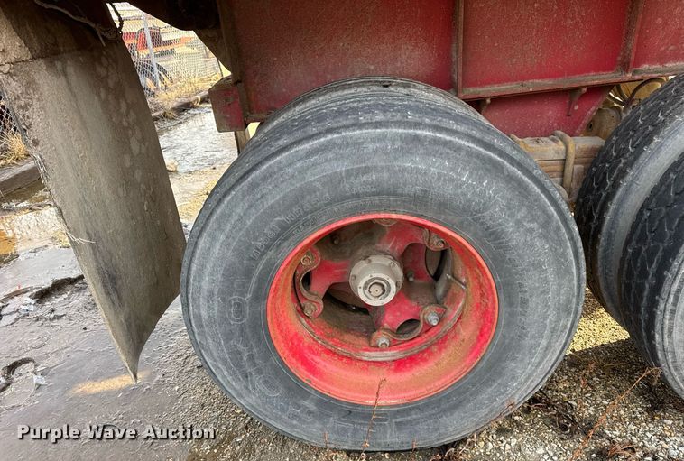 image for item DU3391 1989 Palmer  end dump trailer