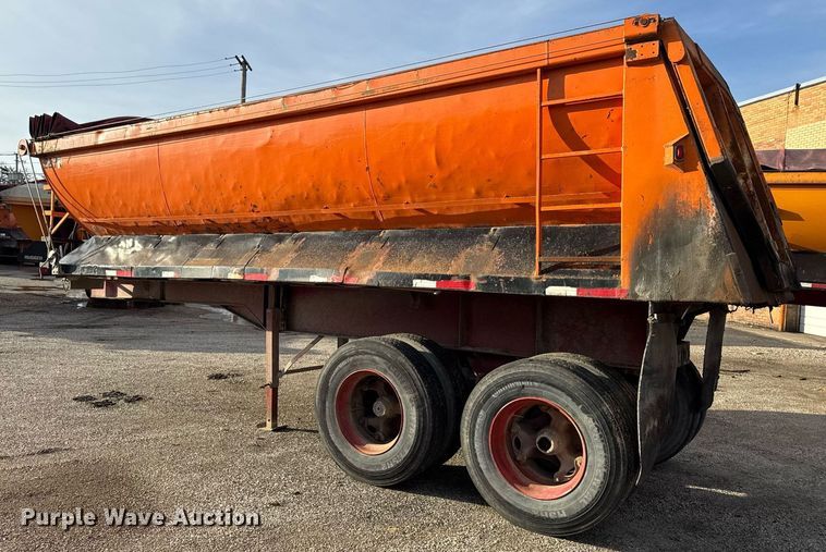 image for item DU3392 1989 Palmer  end dump trailer