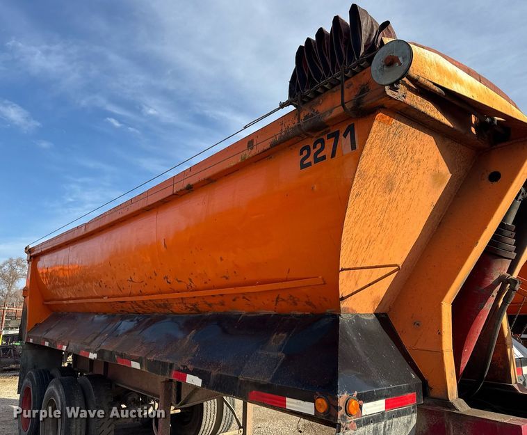 image for item DU3392 1989 Palmer  end dump trailer