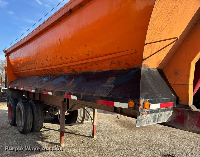image for item DU3392 1989 Palmer  end dump trailer