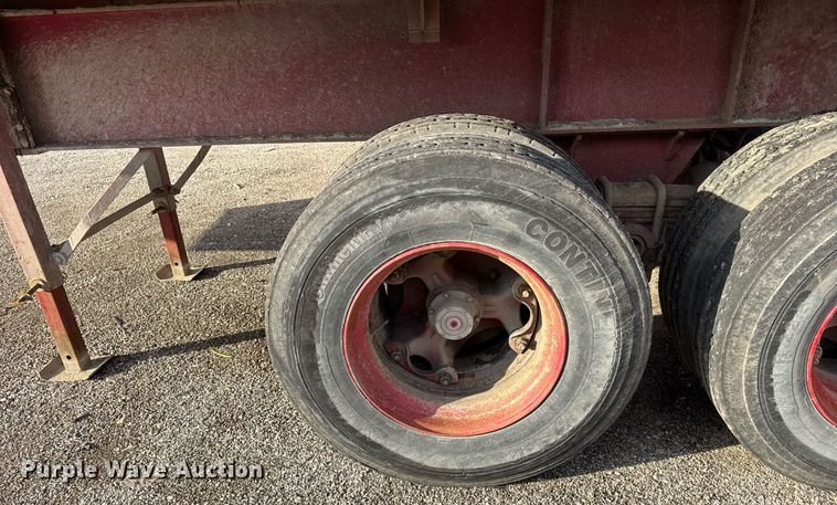 image for item DU3392 1989 Palmer  end dump trailer