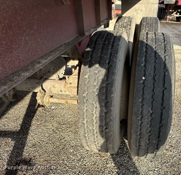 image for item DU3392 1989 Palmer  end dump trailer