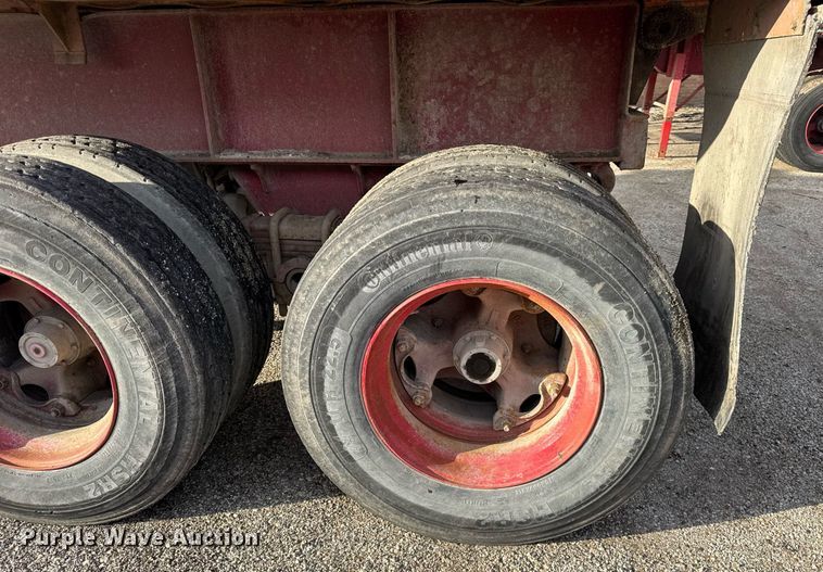 image for item DU3392 1989 Palmer  end dump trailer