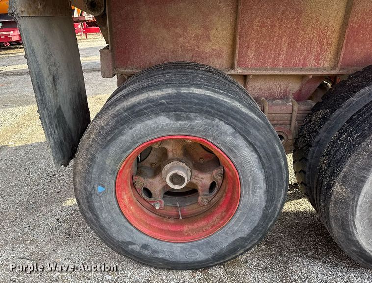 image for item DU3392 1989 Palmer  end dump trailer