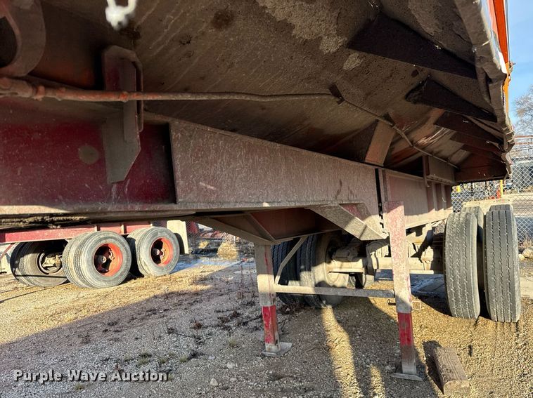 image for item DU3393 1989 Palmer end dump trailer