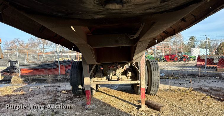 image for item DU3393 1989 Palmer end dump trailer