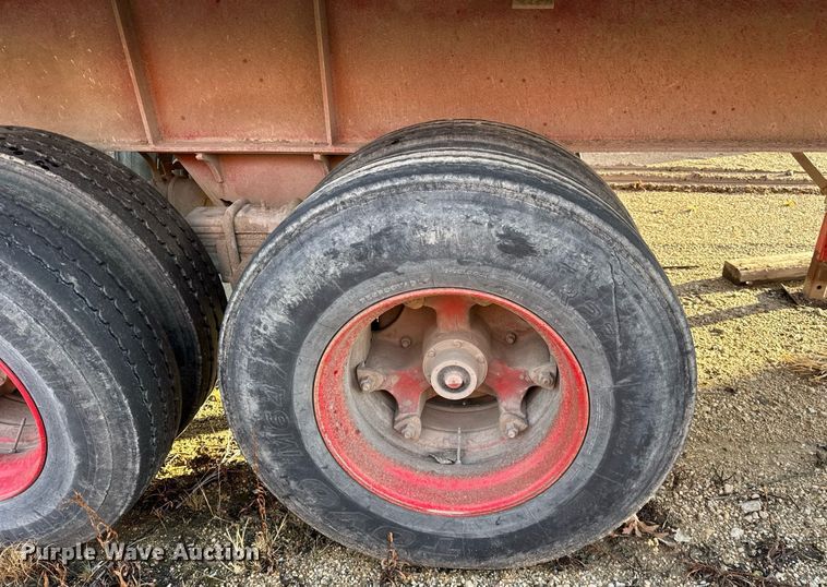 image for item DU3393 1989 Palmer end dump trailer