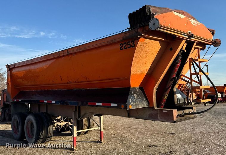 image for item DU3394 1989 Palmer end dump trailer