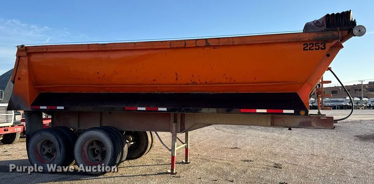 image for item DU3394 1989 Palmer end dump trailer