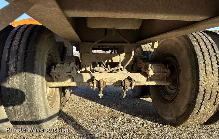 image for item DU3394 1989 Palmer end dump trailer