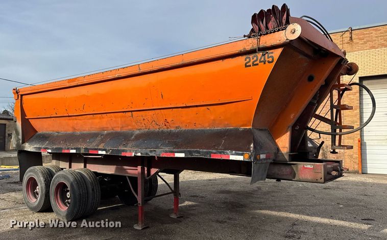 image for item DU3395 1989 Palmer  end dump trailer