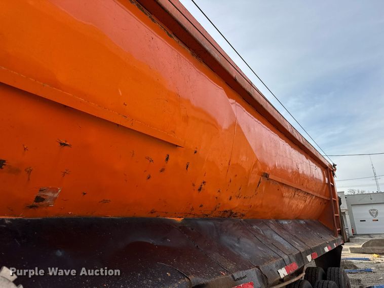 image for item DU3395 1989 Palmer  end dump trailer