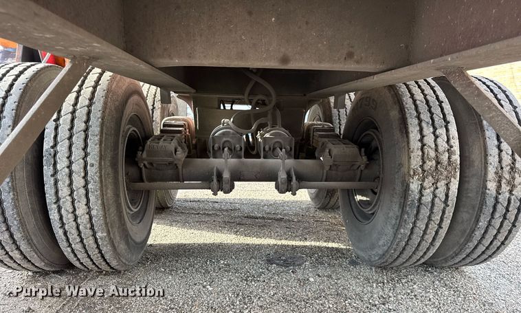 image for item DU3395 1989 Palmer  end dump trailer