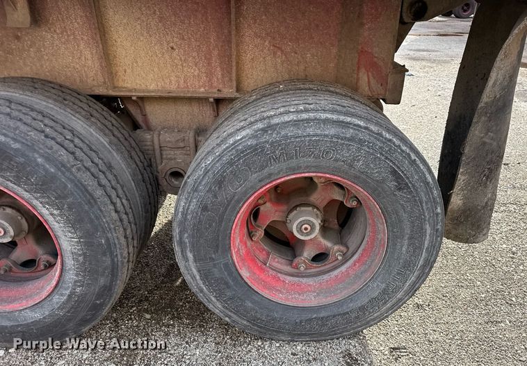 image for item DU3395 1989 Palmer  end dump trailer