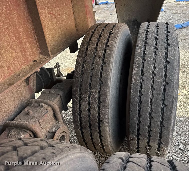 image for item DU3395 1989 Palmer  end dump trailer