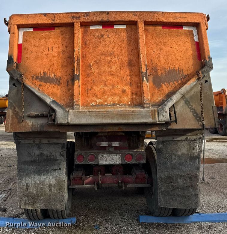image for item DU3396 1990 Palmer  end dump trailer