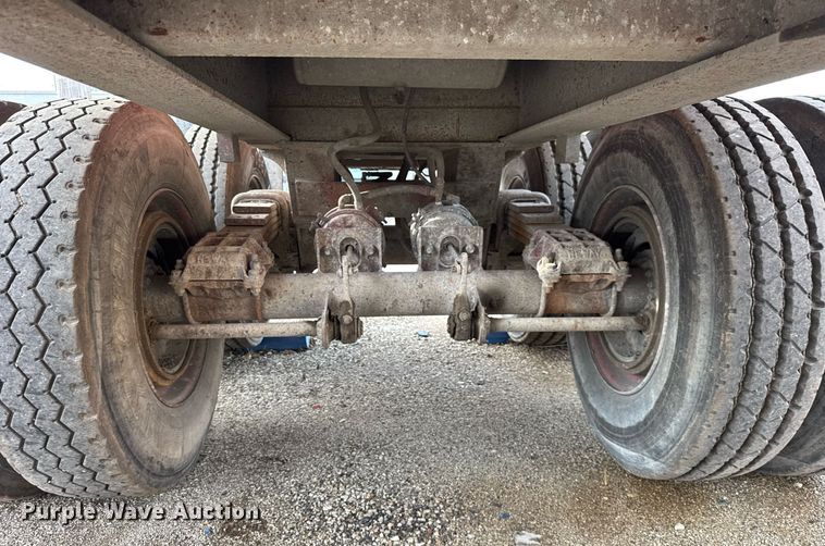 image for item DU3396 1990 Palmer  end dump trailer