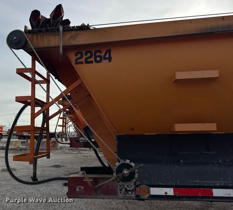 image for item DU3397 1989 Palmer  end dump trailer