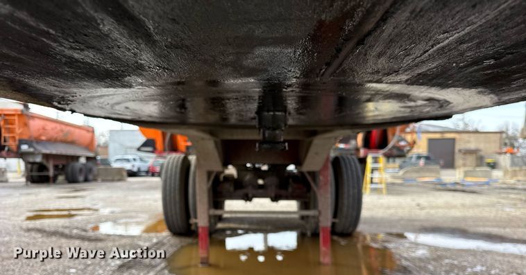 image for item DU3397 1989 Palmer  end dump trailer