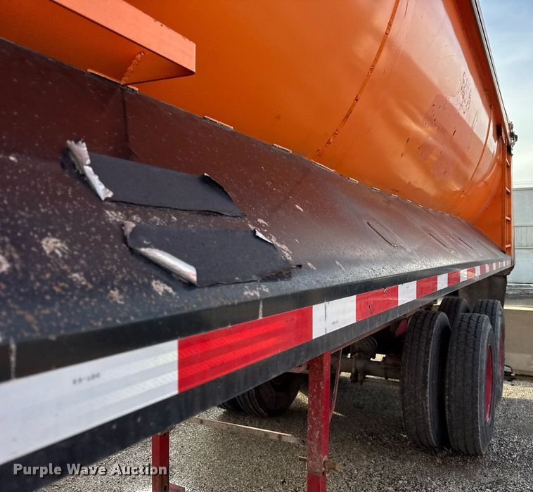 image for item DU3398 1989 Palmer  end dump trailer