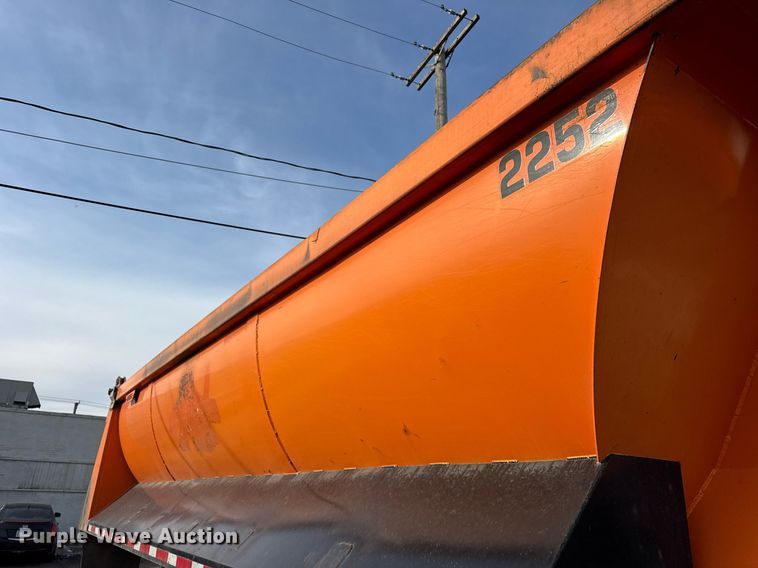 image for item DU3398 1989 Palmer  end dump trailer