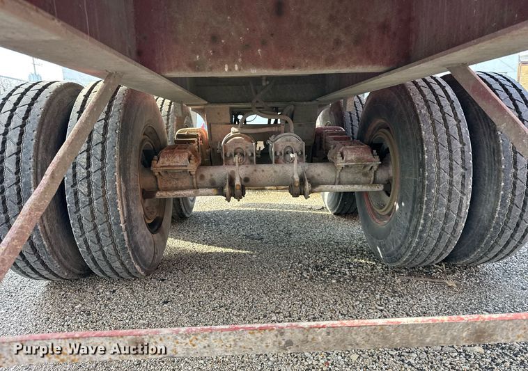 image for item DU3398 1989 Palmer  end dump trailer