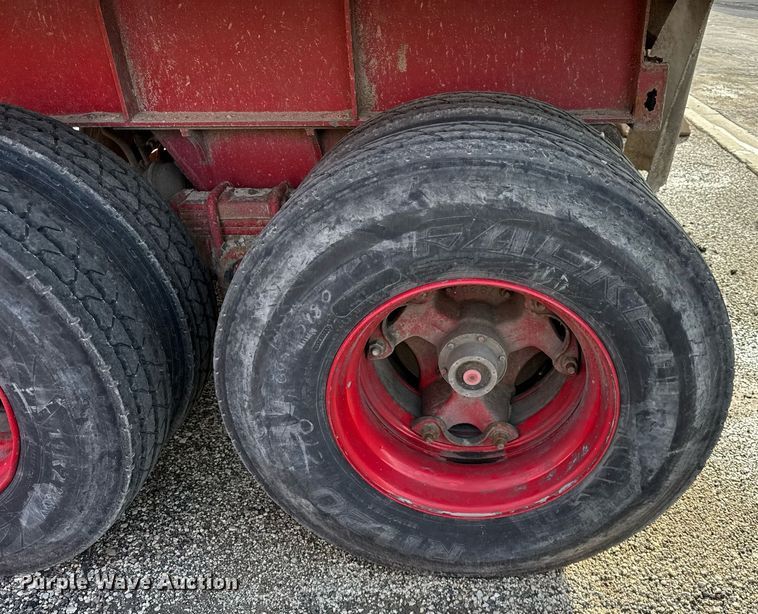 image for item DU3398 1989 Palmer  end dump trailer