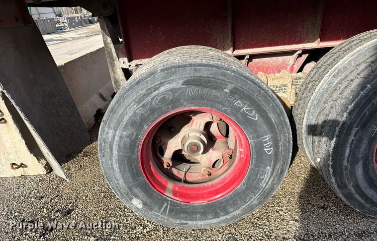 image for item DU3398 1989 Palmer  end dump trailer