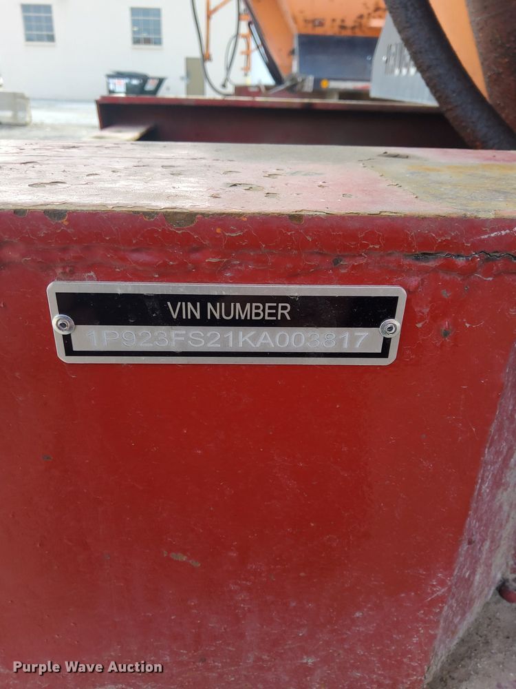 image for item DU3398 1989 Palmer  end dump trailer