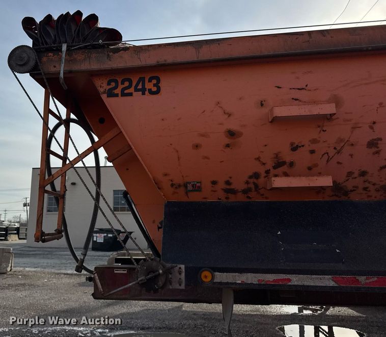 image for item DU3400 1989 Palmer  end dump trailer