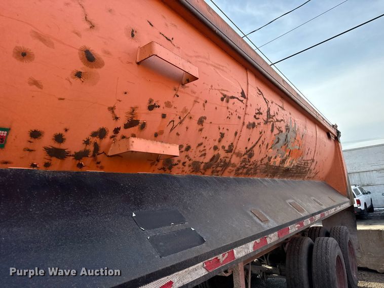 image for item DU3400 1989 Palmer  end dump trailer
