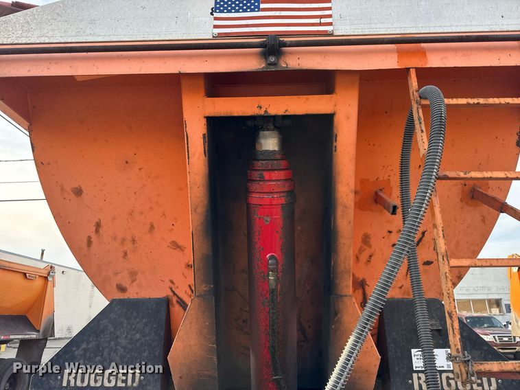 image for item DU3400 1989 Palmer  end dump trailer