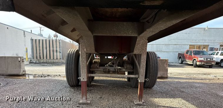 image for item DU3400 1989 Palmer  end dump trailer