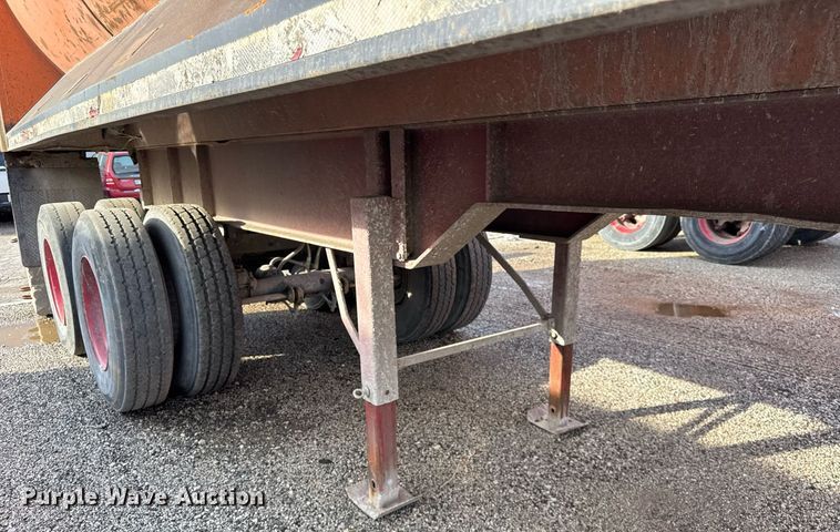 image for item DU3400 1989 Palmer  end dump trailer